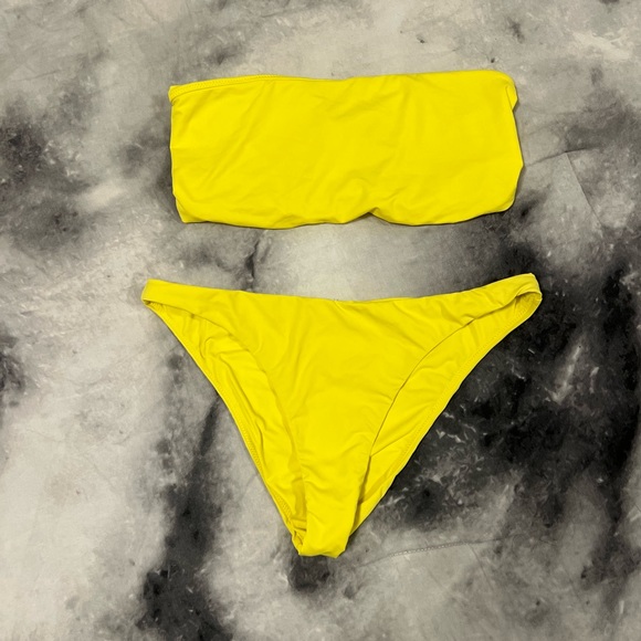 NWOT O’Neill swimsuit - Picture 2 of 4